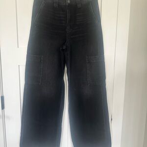 American Eagle Outfitters Black Wide-Leg Cargo Jeans